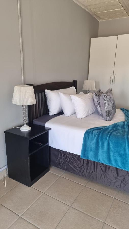Homestay At Airport Kempton Park